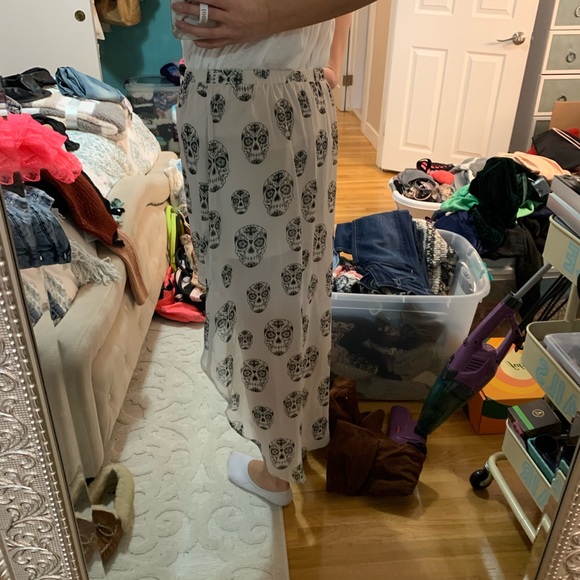 High-low sugar skull print skirt - Picture 3 of 5